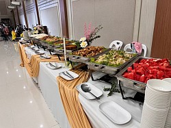 อาหารงานเลี้ยง
