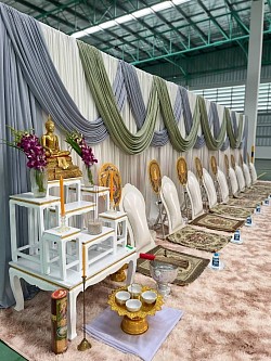 ผ้าโทนเขียวเทา